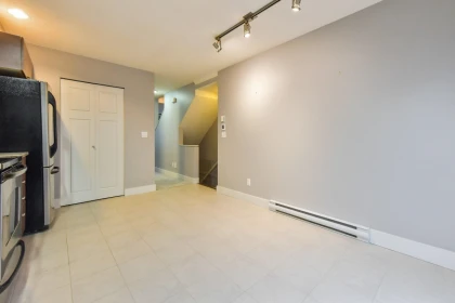 Primary Bathroom Photo of 93 15833 26 Avenue, Surrey, BC