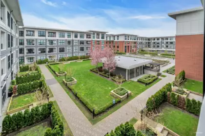 Hot Tub / Spa Photo of 205 9551 Alexandra Road, Richmond, BC