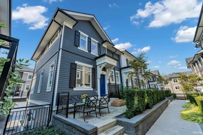 87 2070 Oak Meadows Drive, Surrey, BC, Surrey — Townhouse for sale
