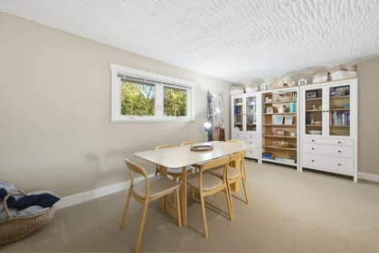 Entry Foyer Photo of 412 Elm Street, Port Moody, BC