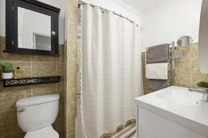 Powder Room Photo of 412 Elm Street, Port Moody, BC
