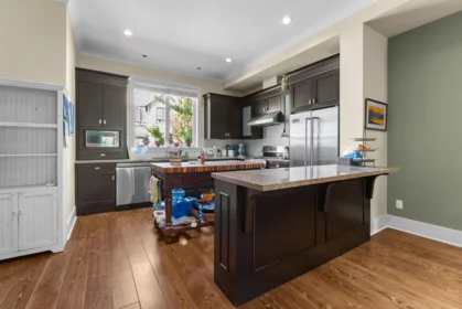 Breakfast Nook Photo of 420 2580 Langdon Street, Abbotsford, BC