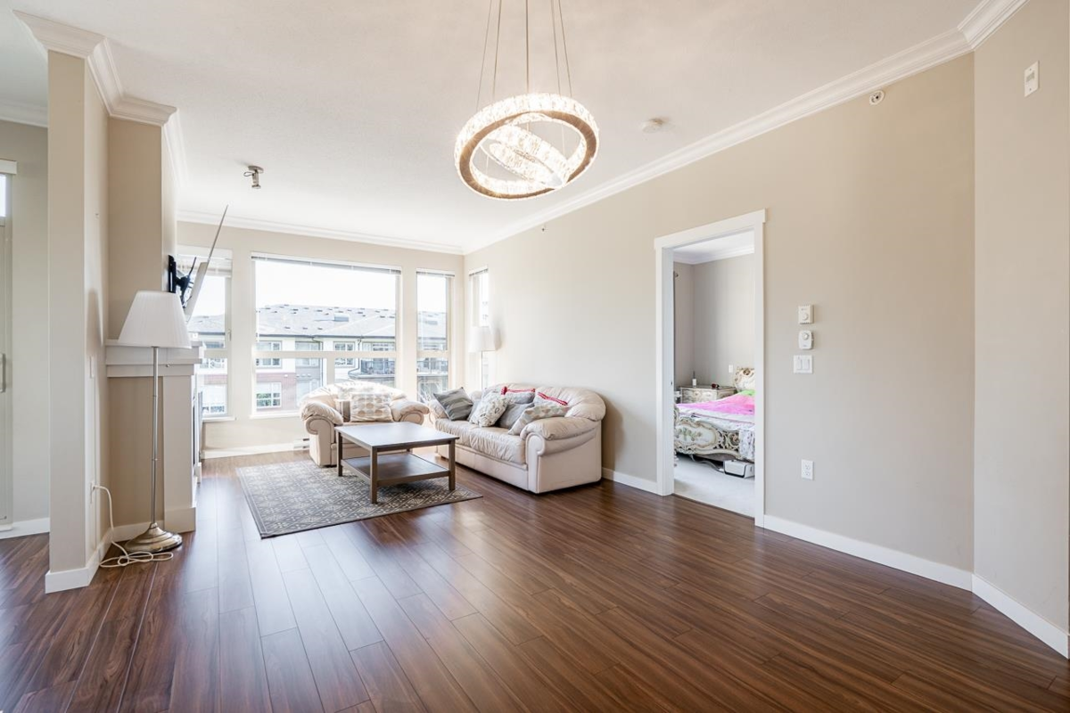 Kitchen Photo of 414 1150 Kensal Place, Coquitlam, BC