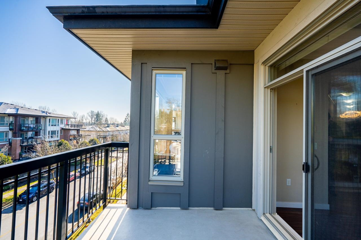 Laundry Room Photo of 414 1150 Kensal Place, Coquitlam, BC
