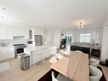 162 3565 Baycrest Avenue, Coquitlam, BC
