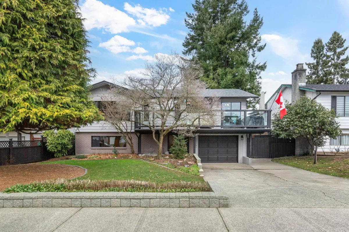 Exterior Front Photo of 32281 Adair Avenue, Abbotsford, BC