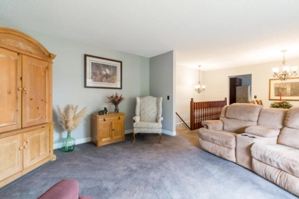 Kitchen Island Photo of 32281 Adair Avenue, Abbotsford, BC