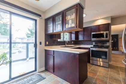 Powder Room Photo of 32281 Adair Avenue, Abbotsford, BC