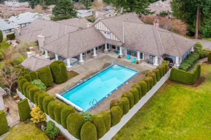 Fitness Center Photo Near 75 2533 152 Street, Surrey, BC