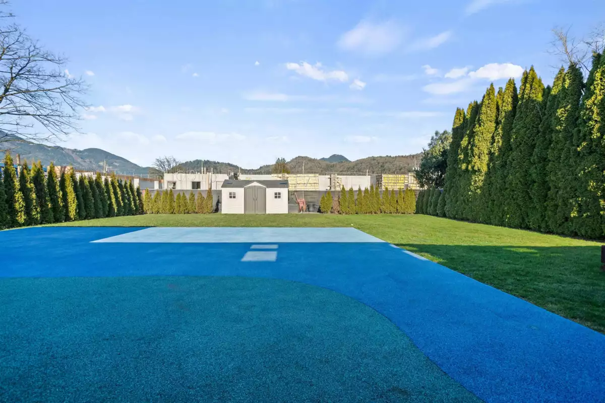 Entry Foyer Photo of 6979 Fraser Drive, Agassiz, BC