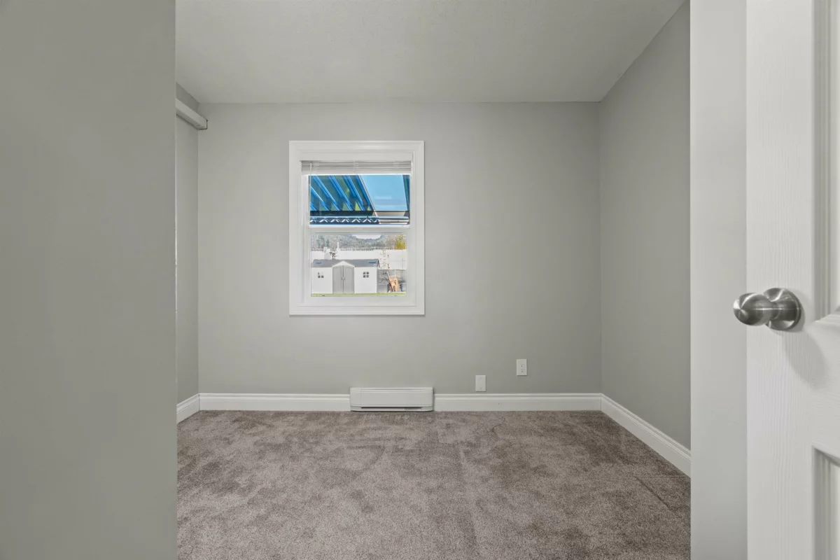 Guest Bathroom Photo of 6979 Fraser Drive, Agassiz, BC