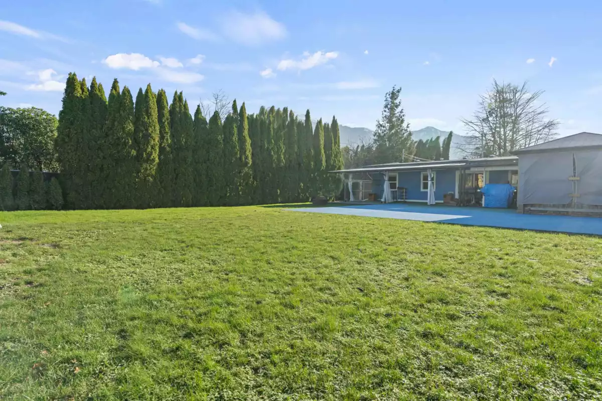 Hallway Photo of 6979 Fraser Drive, Agassiz, BC