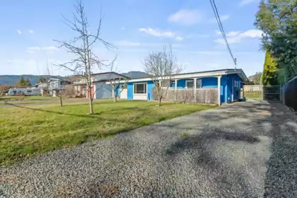 6979 Fraser Drive, Agassiz, BC, Agassiz — Single Family Residence for sale