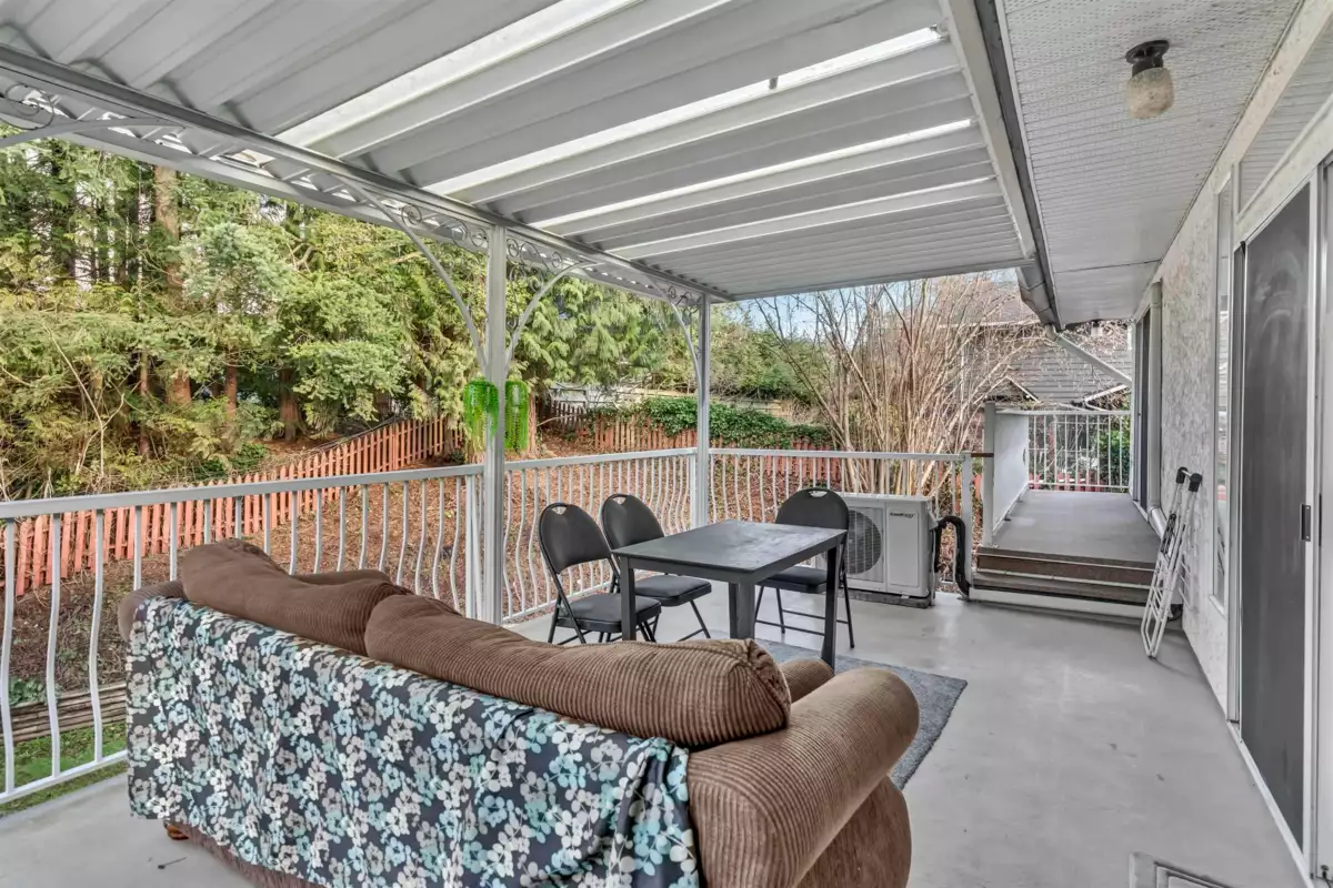 Outdoor Deck Photo of 20225 40 Avenue, Langley, BC