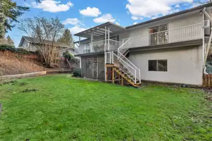 Hot Tub / Spa Photo of 20225 40 Avenue, Langley, BC
