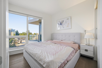 Office / Den Photo of 602 1500 Martin Street, White Rock, BC