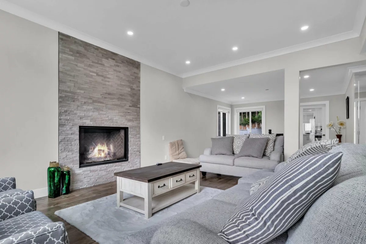 Kitchen Photo of 6748 123a Street, Surrey, BC