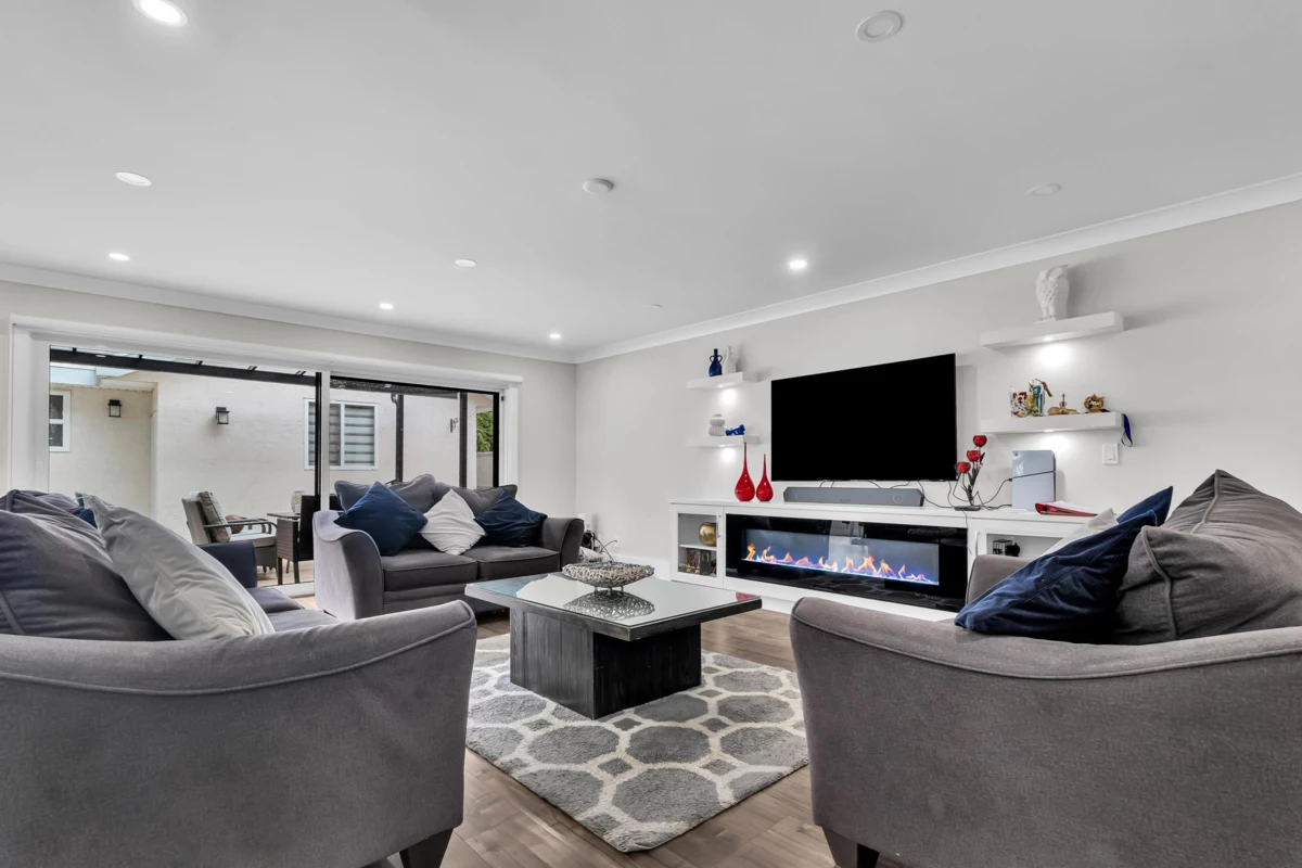 Walk-In Closet Photo of 6748 123a Street, Surrey, BC