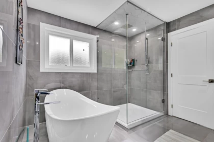 Guest Bathroom Photo of 6748 123a Street, Surrey, BC