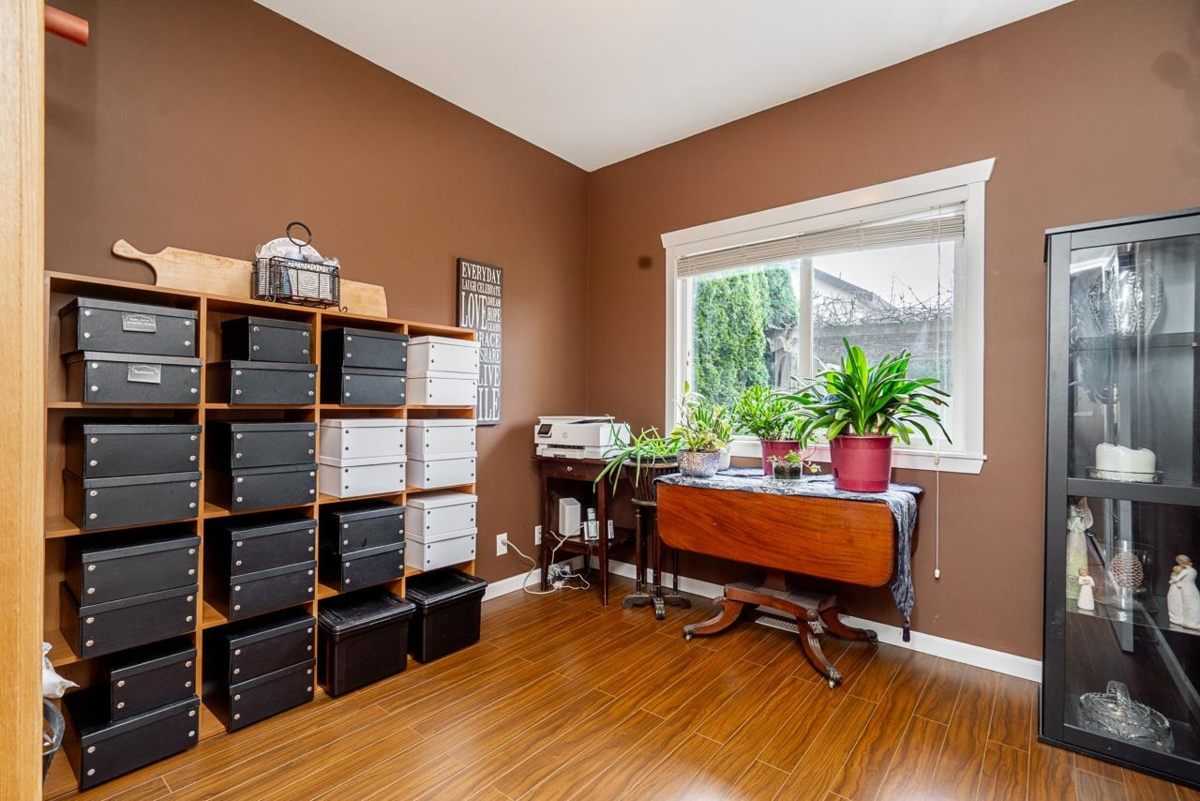 Bedroom 3 Photo of 18954 71 Avenue, Surrey, BC