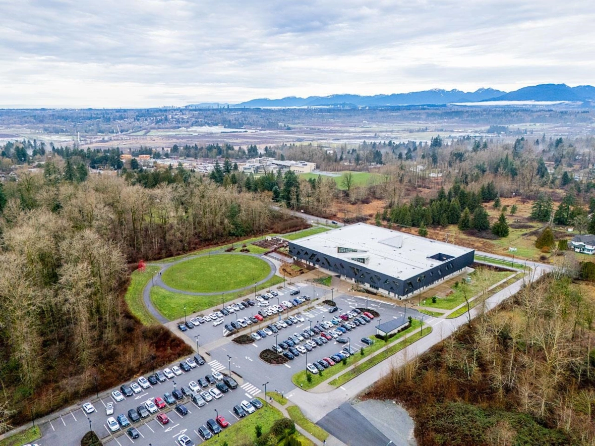 Community Amenities Photo (Clubhouse) of 18954 71 Avenue, Surrey, BC
