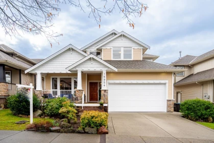 18954 71 Avenue, Surrey, BC, Surrey — Single Family Residence for sale