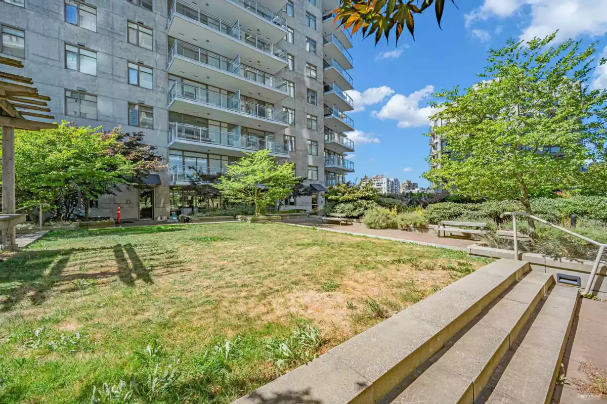 Breakfast Nook Photo of 3303 892 Carnarvon Street, New Westminster, BC