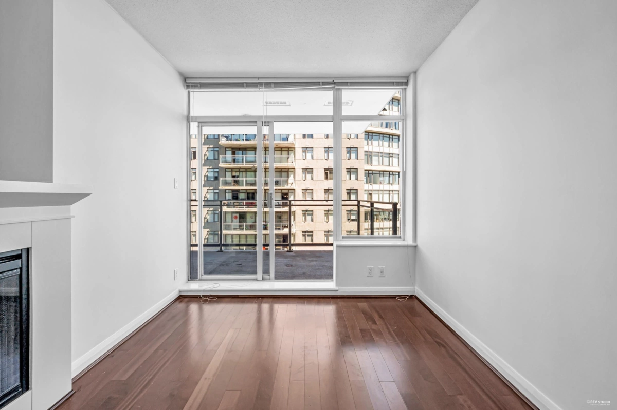 Hallway Photo of 3303 892 Carnarvon Street, New Westminster, BC