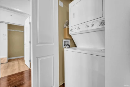 Guest Bathroom Photo of 3303 892 Carnarvon Street, New Westminster, BC