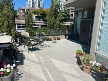 301 2980 Atlantic Avenue, Coquitlam, BC, Coquitlam — Apartment/Condo for sale