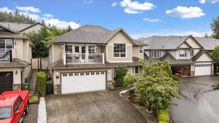 46334 Valleyview Road, Chilliwack, BC, Chilliwack — Single Family Residence for sale