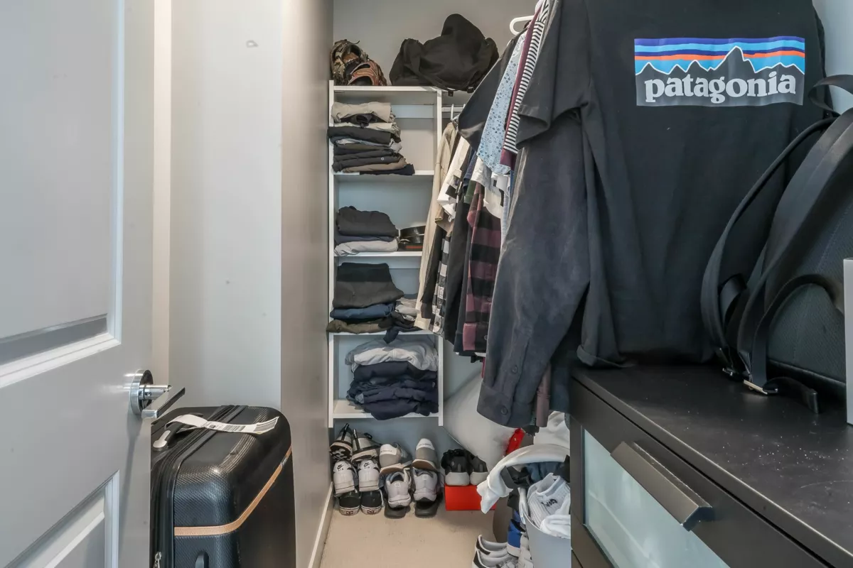 Entry Foyer Photo of 1705 3487 Binning Road, Vancouver, BC