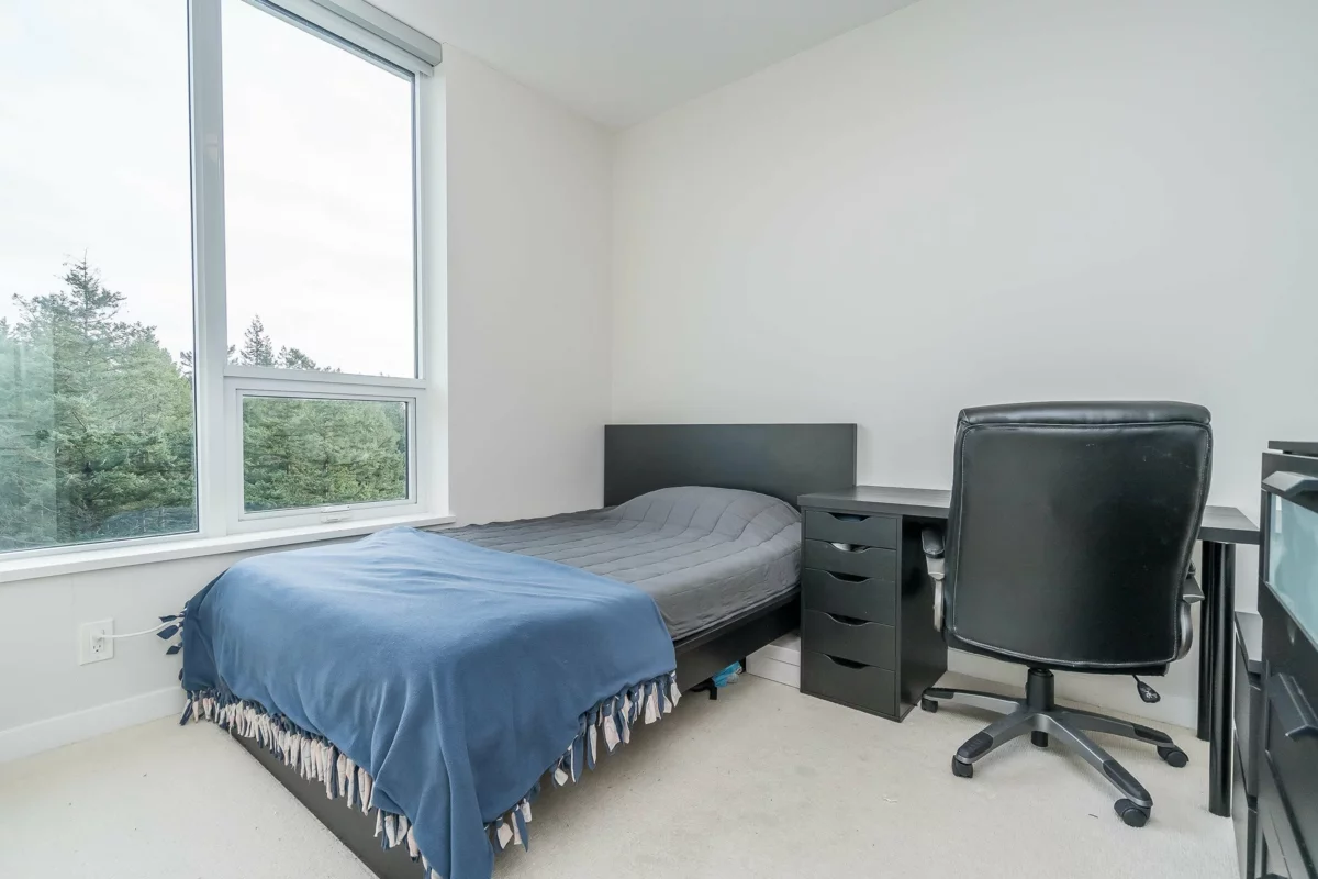 Laundry Room Photo of 1705 3487 Binning Road, Vancouver, BC