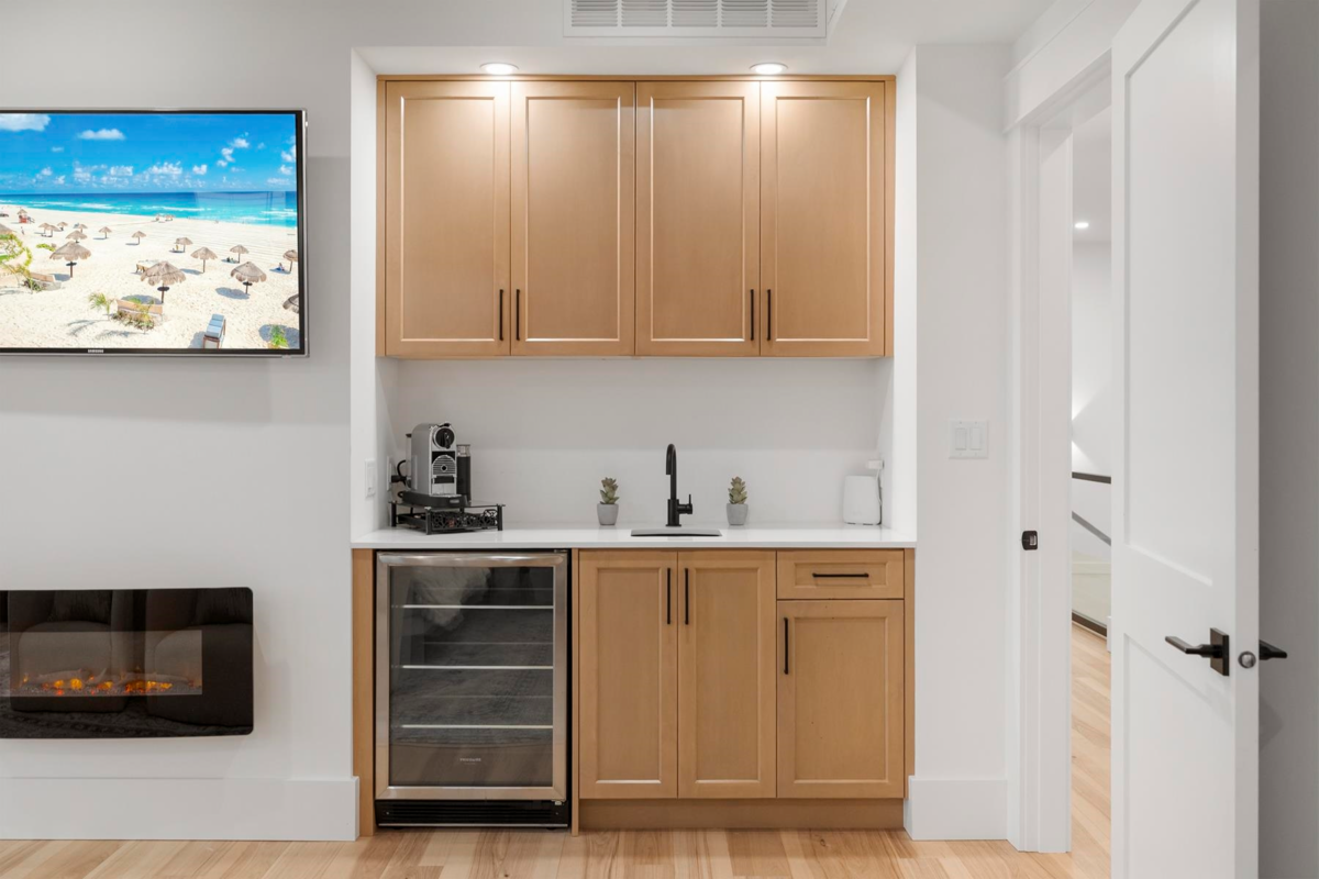 Garage Interior Photo of 1007 Ioco Road, Port Moody, BC