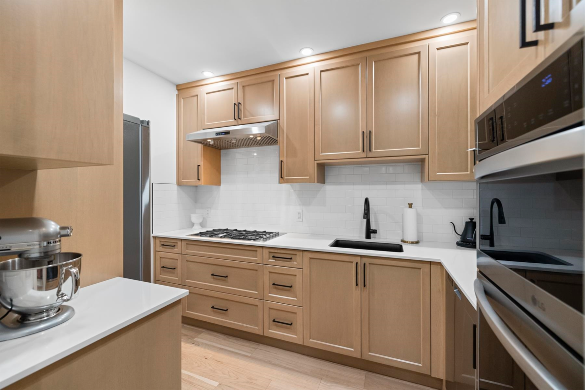 Guest Bathroom Photo of 1007 Ioco Road, Port Moody, BC