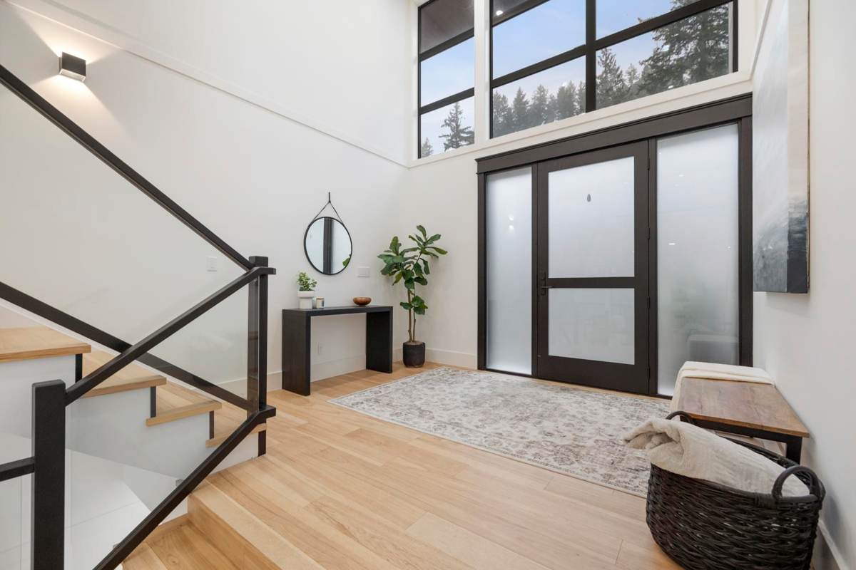 Kitchen Photo of 1007 Ioco Road, Port Moody, BC