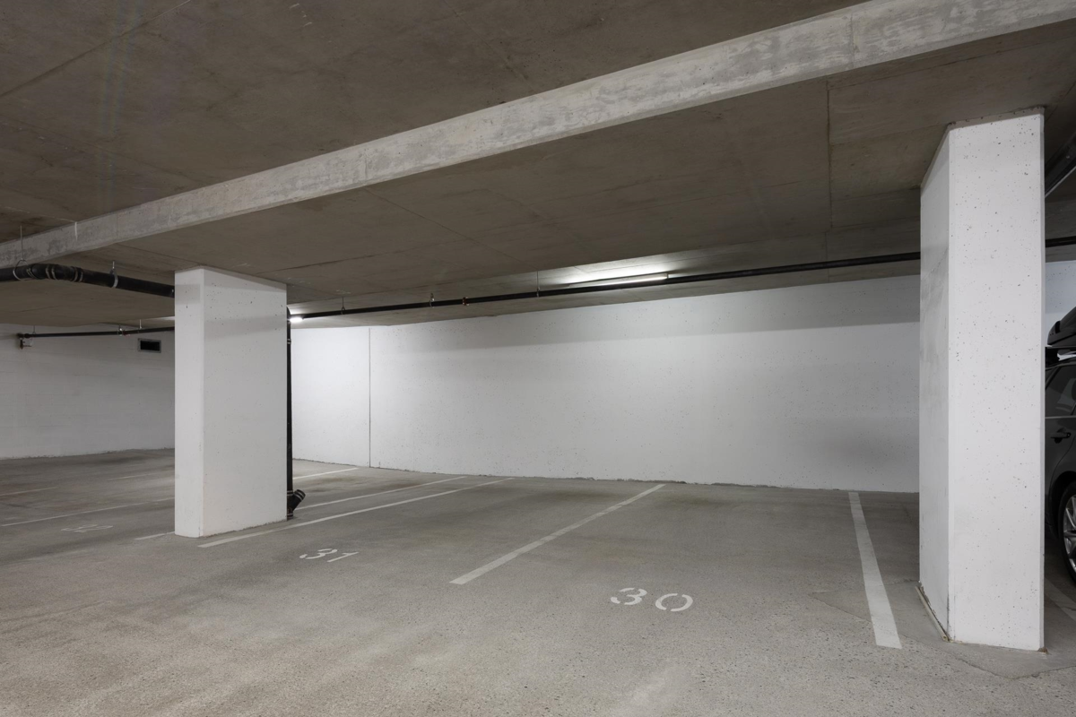 Swimming Pool Photo of 401 988 Richards Street, Vancouver, BC