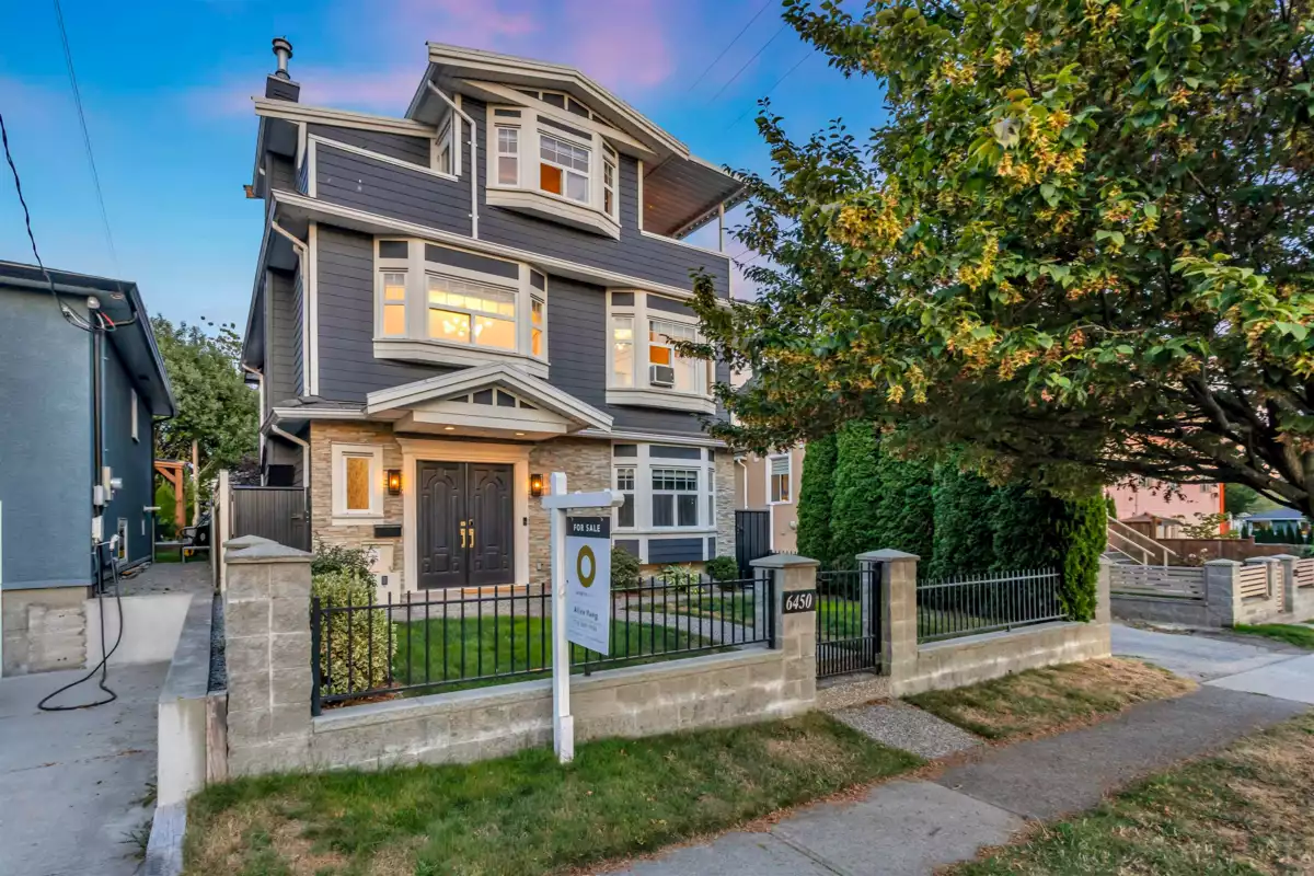 Kitchen Photo of 6450 St. George Street, Vancouver, BC