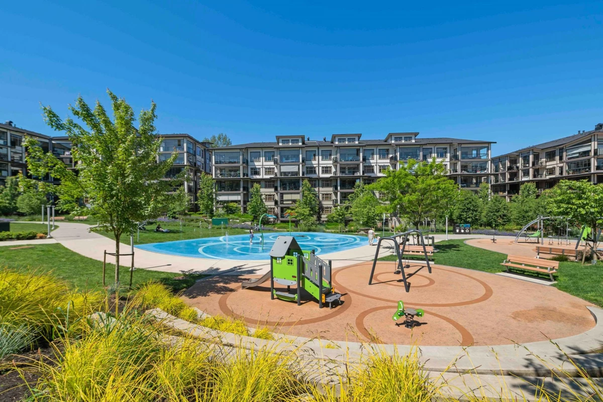 Swimming Pool Photo of 311 8561 203a Street, Langley, BC