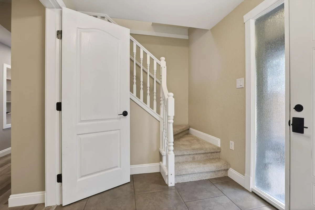 Dining Area Photo of 8068 Manson Street, Mission, BC