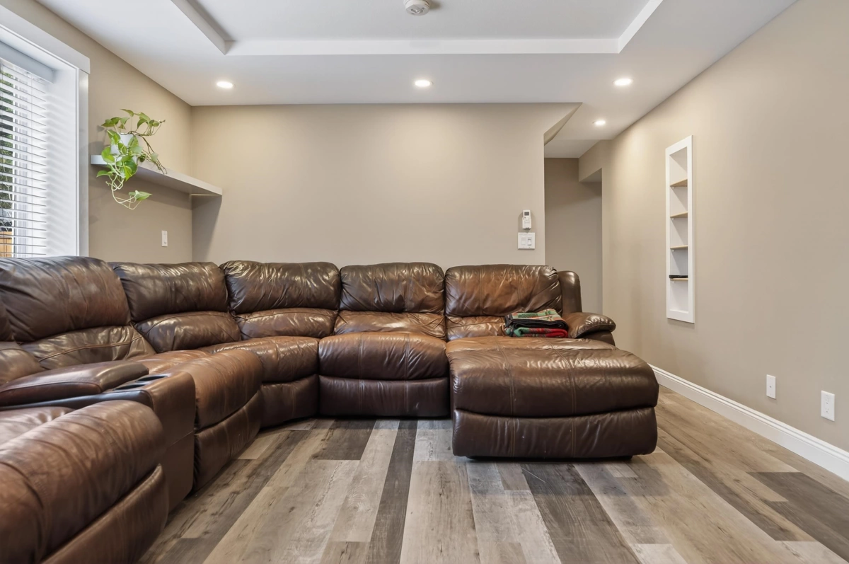 Outdoor Deck Photo of 8068 Manson Street, Mission, BC