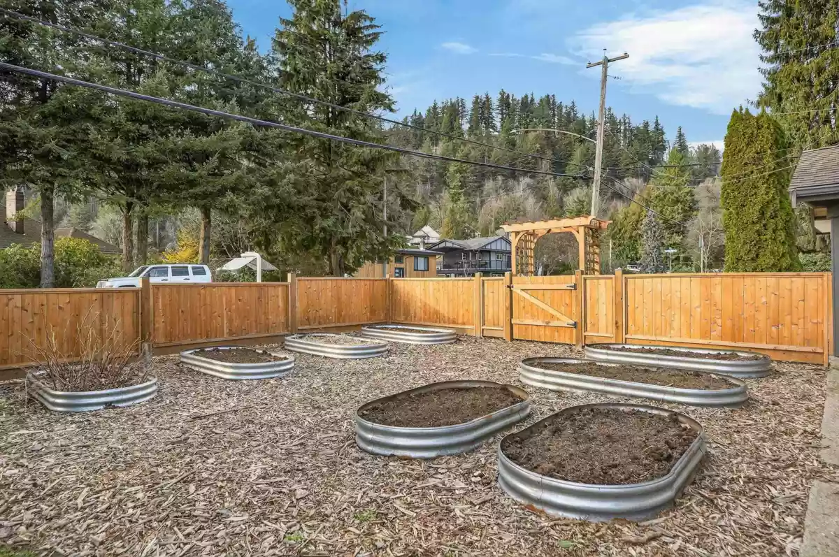 Outdoor Kitchen Photo of 8068 Manson Street, Mission, BC