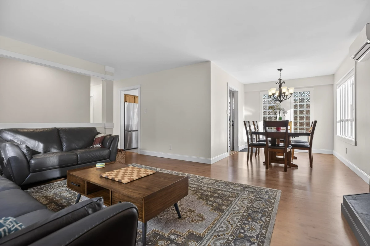 Primary Bathroom Photo of 8068 Manson Street, Mission, BC