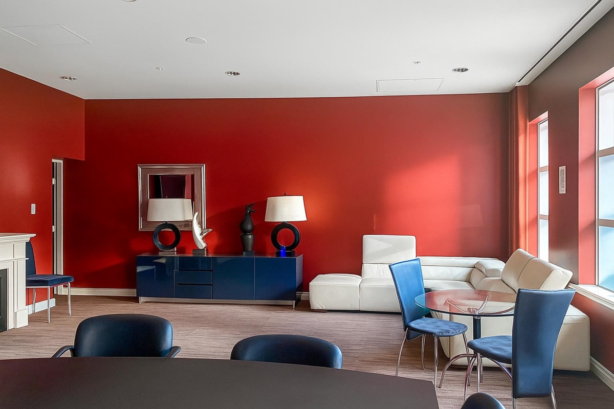 Backyard Photo of 807 1211 Melville Street, Vancouver, BC