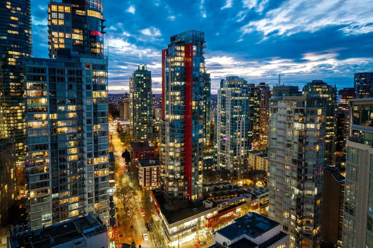 Community Amenities Photo (Clubhouse) of 807 1211 Melville Street, Vancouver, BC