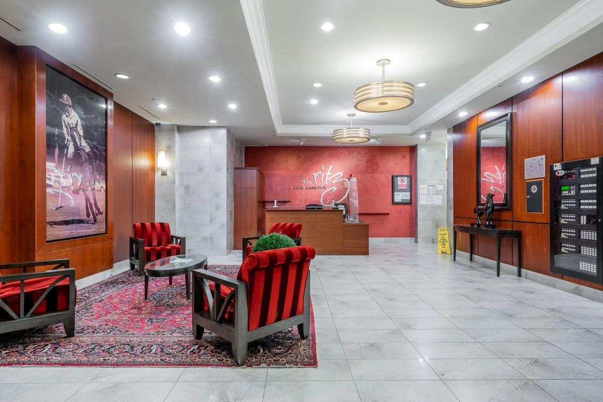 Entry Foyer Photo of 807 1211 Melville Street, Vancouver, BC