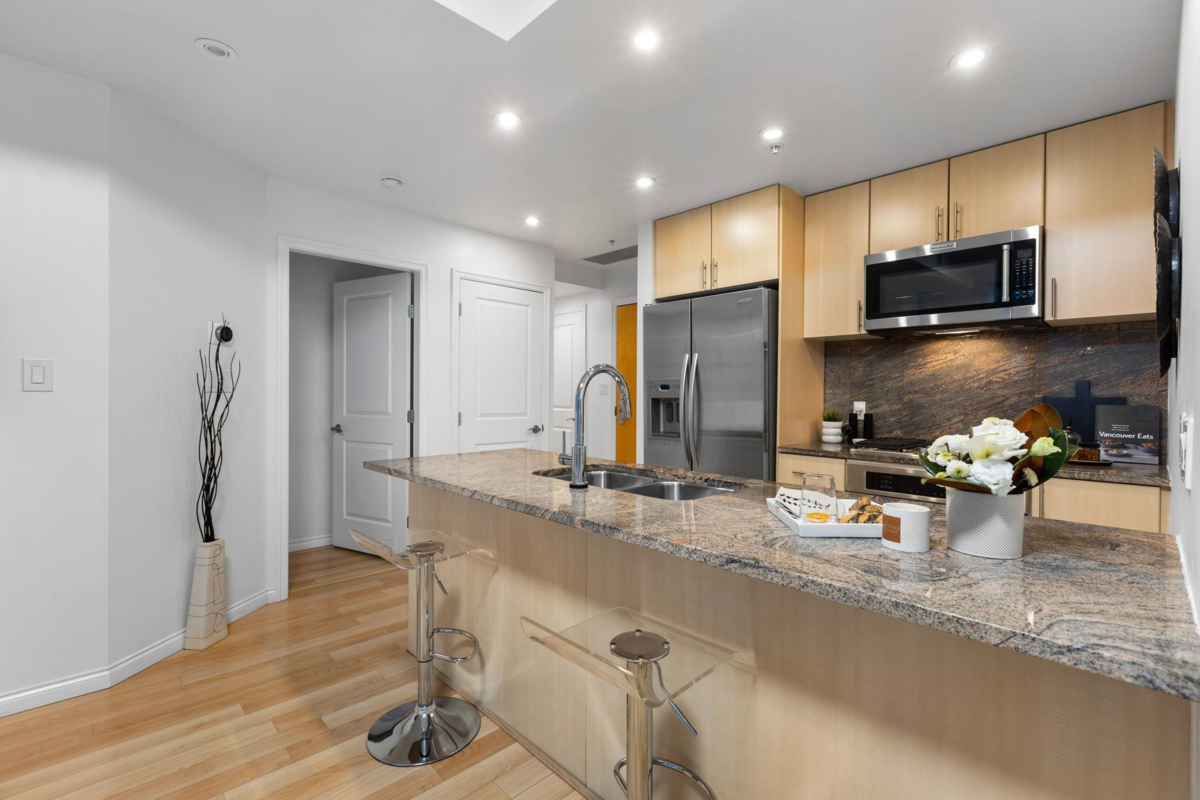 Pantry Photo of 807 1211 Melville Street, Vancouver, BC