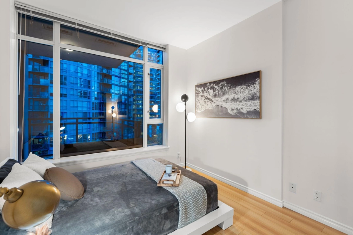 Primary Bathroom Photo of 807 1211 Melville Street, Vancouver, BC