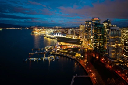 Fitness Center Photo Near 807 1211 Melville Street, Vancouver, BC