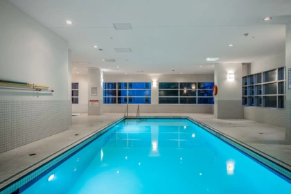 Hallway Photo of 807 1211 Melville Street, Vancouver, BC